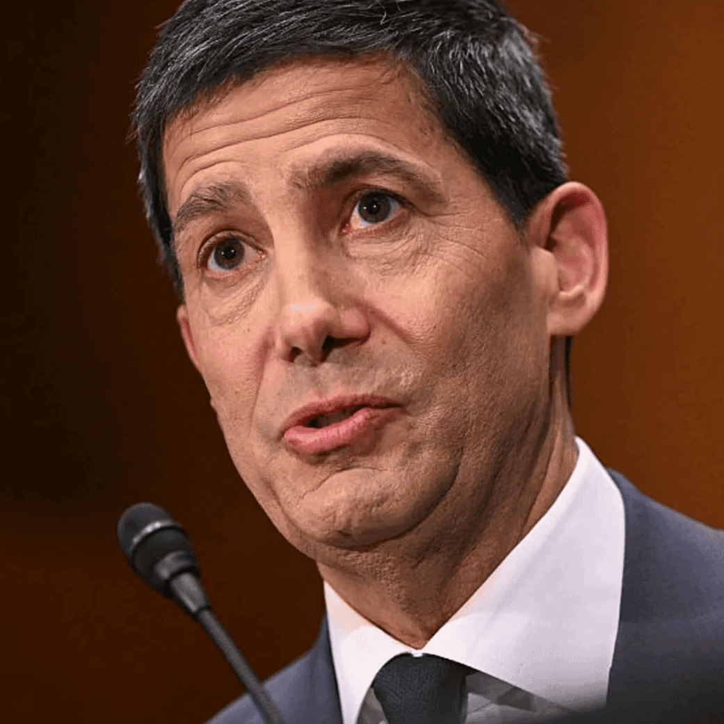 Trump tries to fire Warsh in 2026?