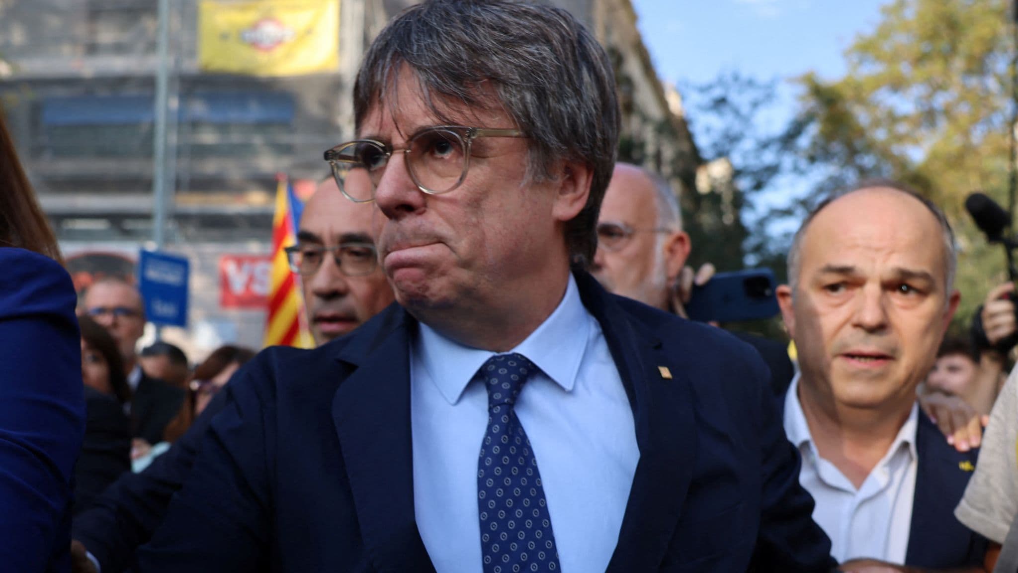 Carles Puigdemont back in Spain by...?