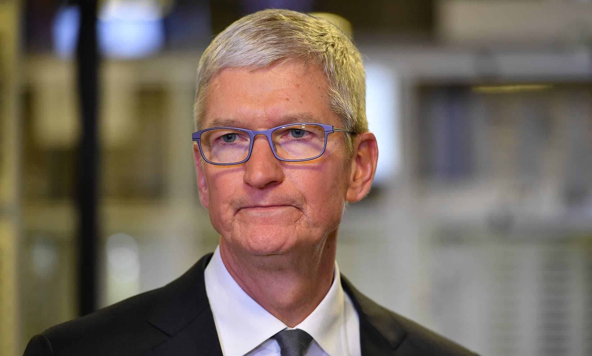 Tim Cook out as Apple CEO by March 31?